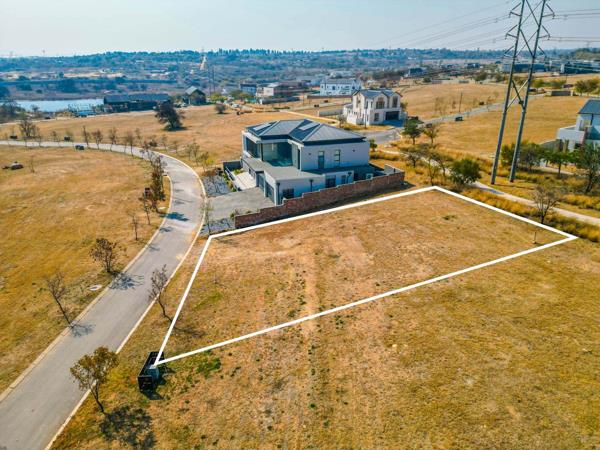 601 m² Land