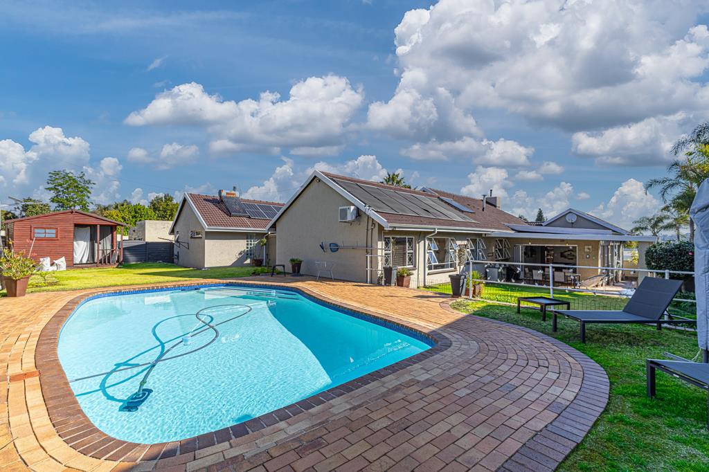 4 Bedroom House