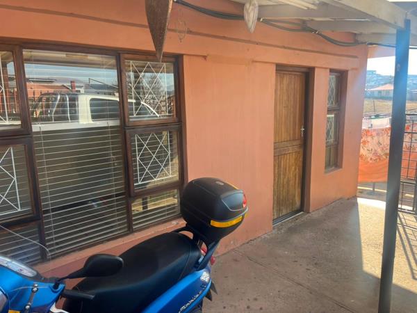 2 Bedroom House