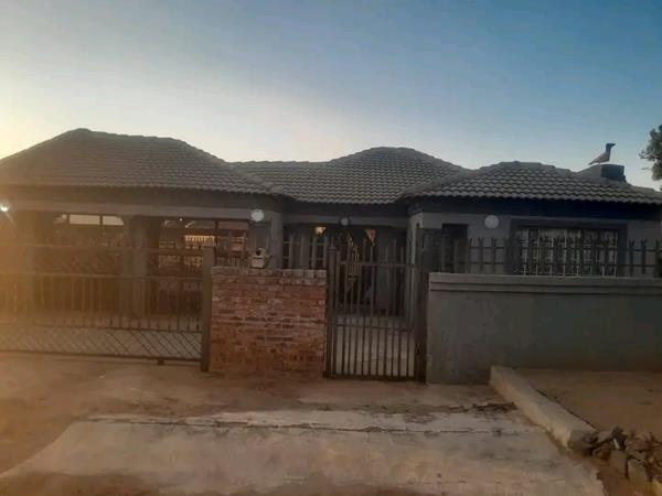 3 Bedroom House