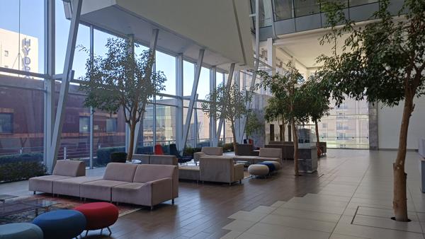 1 097 m² Commercial space