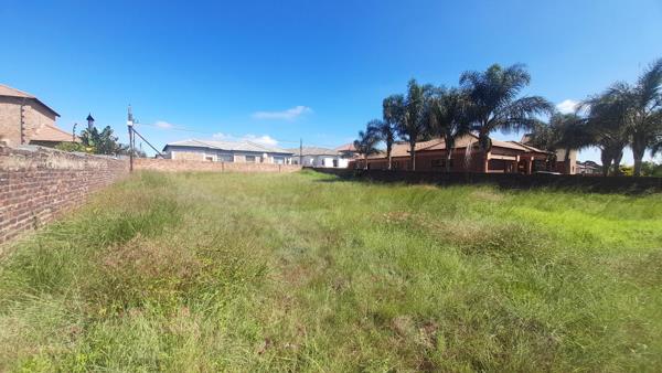 807 m² Land