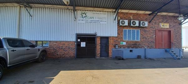 442 m² Industrial space