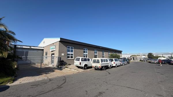 2 945 m² Industrial space