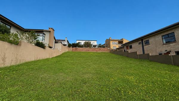 807 m² Land