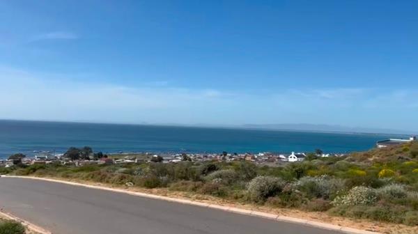 402 m² Land