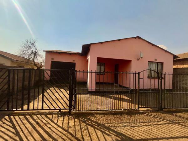 2 Bedroom House