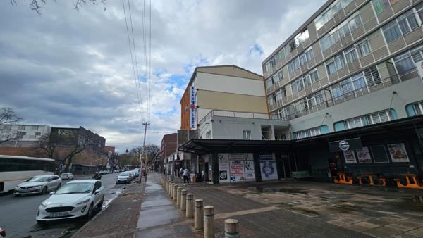 65 m² Commercial space