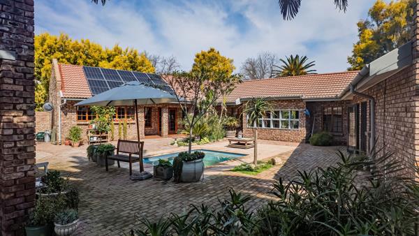 5 Bedroom House