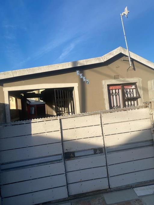 2 Bedroom House