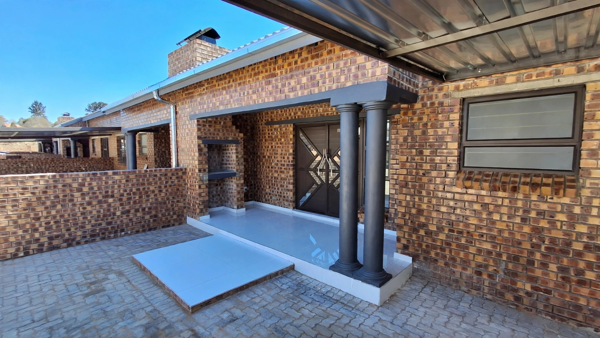 2 Bedroom Townhouse