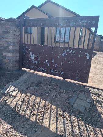 2 Bedroom House