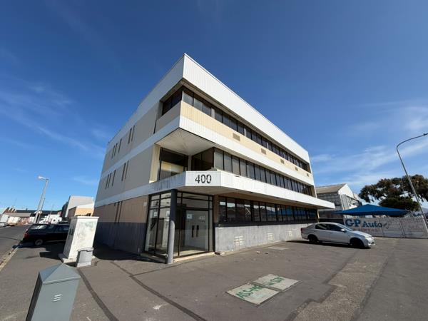 350 m² Commercial space
