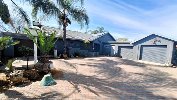 5 Bedroom House