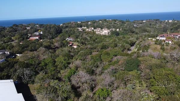 2 052 m² Land