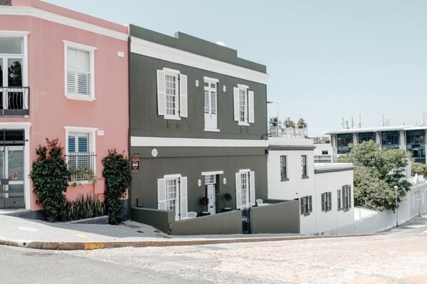 300 m² Commercial space
