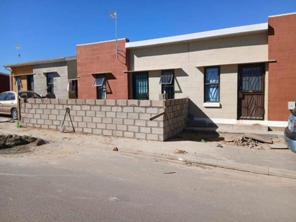 2 Bedroom House