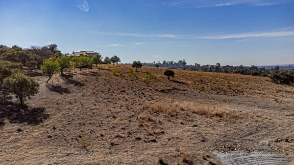 1.7 ha Land