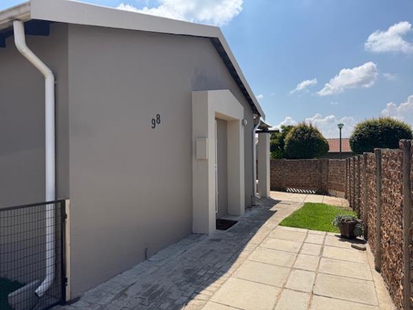 3 Bedroom Townhouse