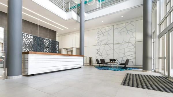 8 038 m² Commercial space