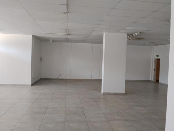 144 m² Retail Space
