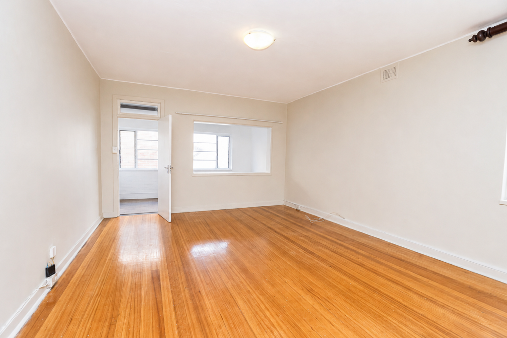 1.5 Bedroom Apartment