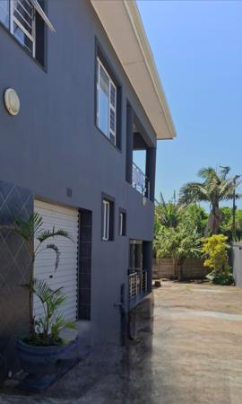 6 Bedroom House