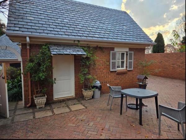 0.5 Bedroom Garden Cottage