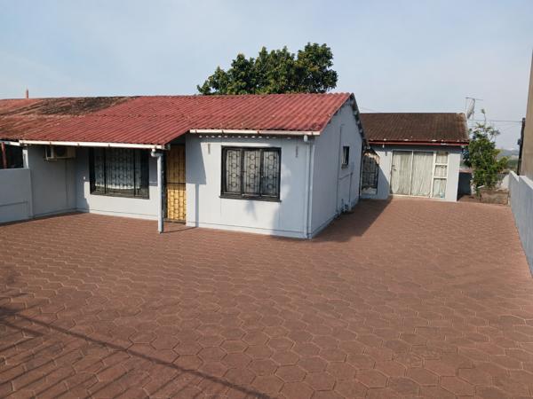 2 Bedroom House