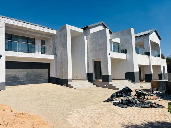 5 Bedroom House
