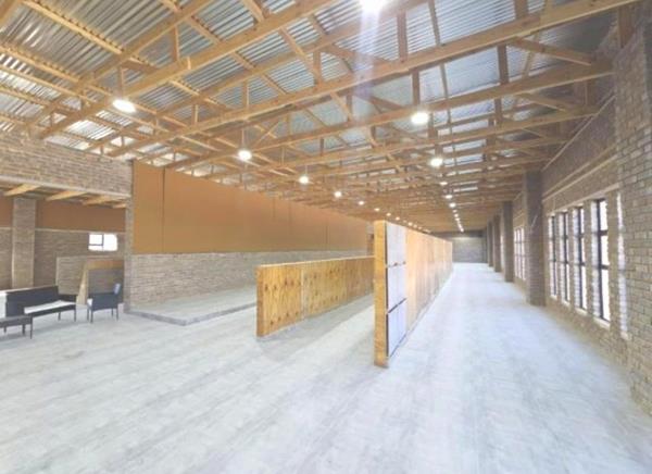 8 566 m² Farm