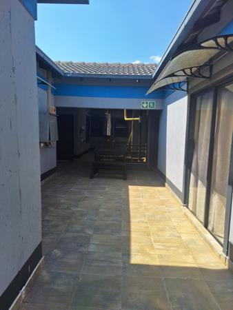 1 Bedroom Garden Cottage