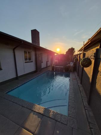 15 Bedroom House
