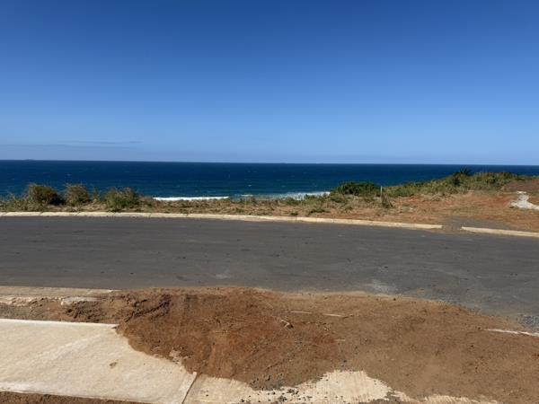 1 352 m² Land