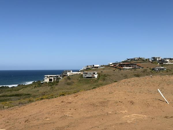 1 654 m² Land