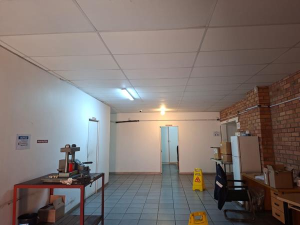 547 m² Commercial space
