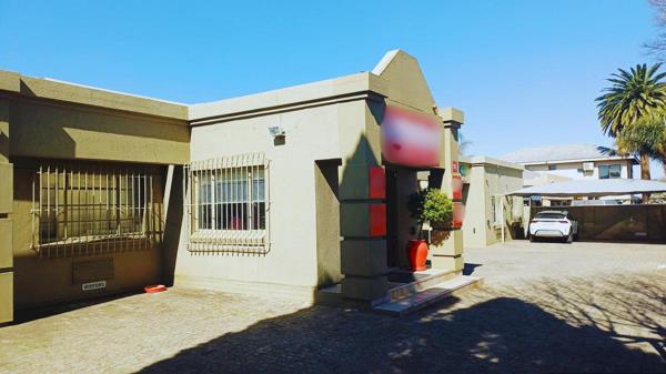 366 m² Office Space