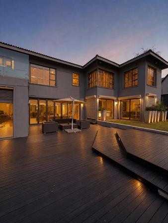 6 Bedroom House