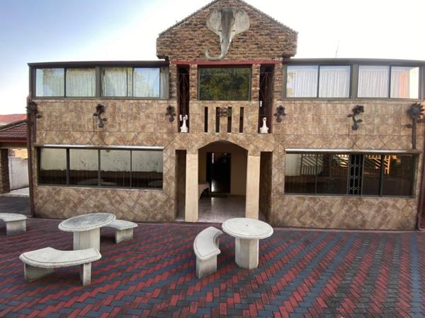 12 Bedroom House