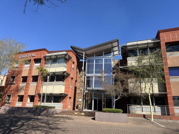 643 m² Commercial space