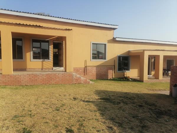 2 Bedroom House