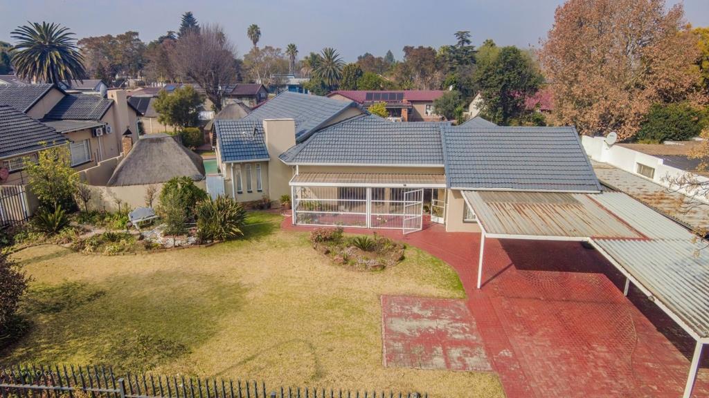 4 Bedroom House