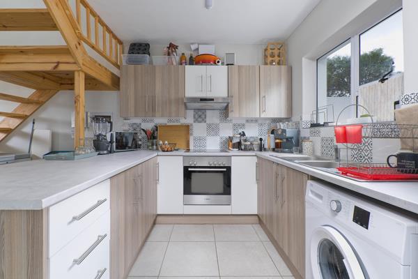 2 Bedroom House
