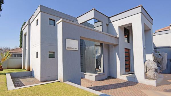 5 Bedroom House