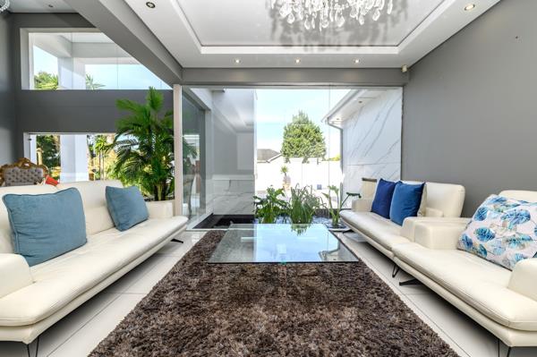 5 Bedroom House