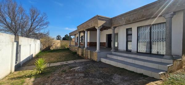 1 132 m² Land
