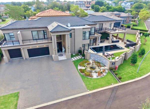 5 Bedroom House