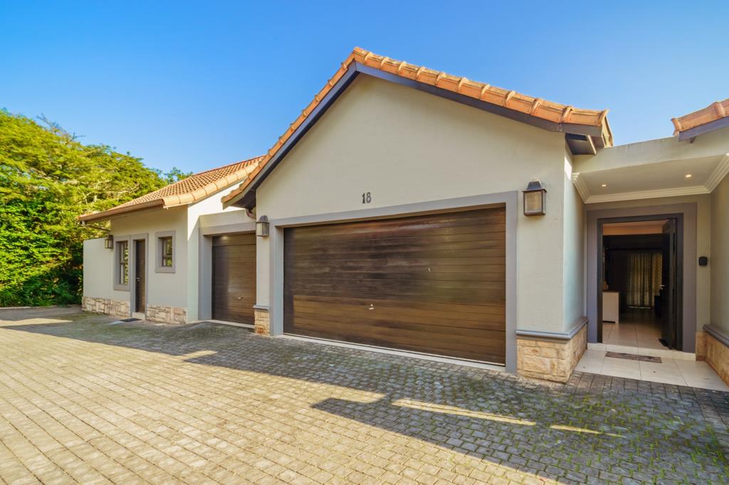 4 Bedroom Townhouse