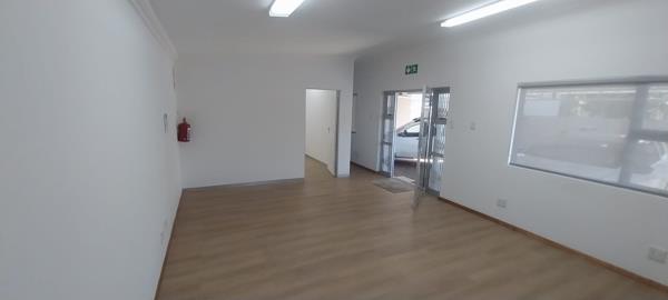 74 m² Commercial space