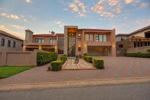 6 Bedroom House